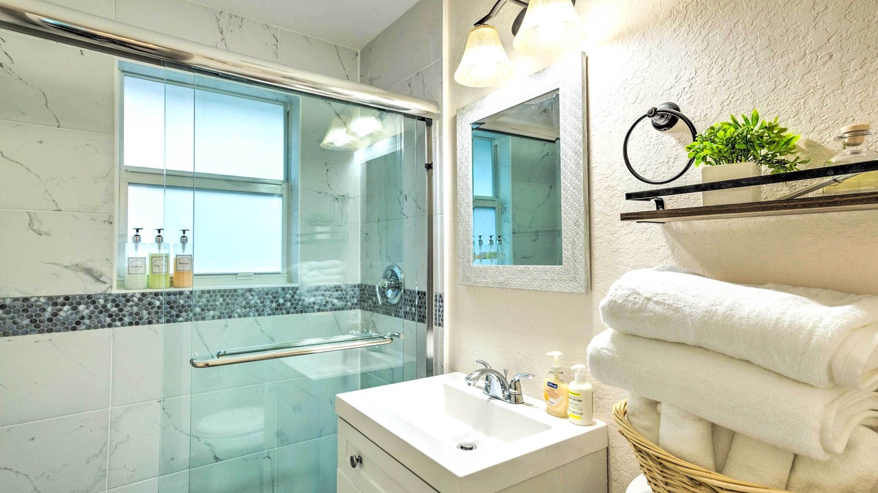 Photo of Bathroom in Riviera Beach