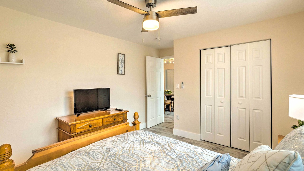 Photo of Bedroom in Riviera Beach
