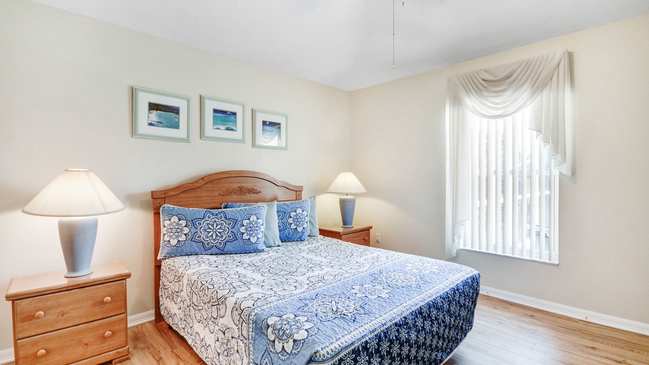 Photo of Bedroom in Florida Pines