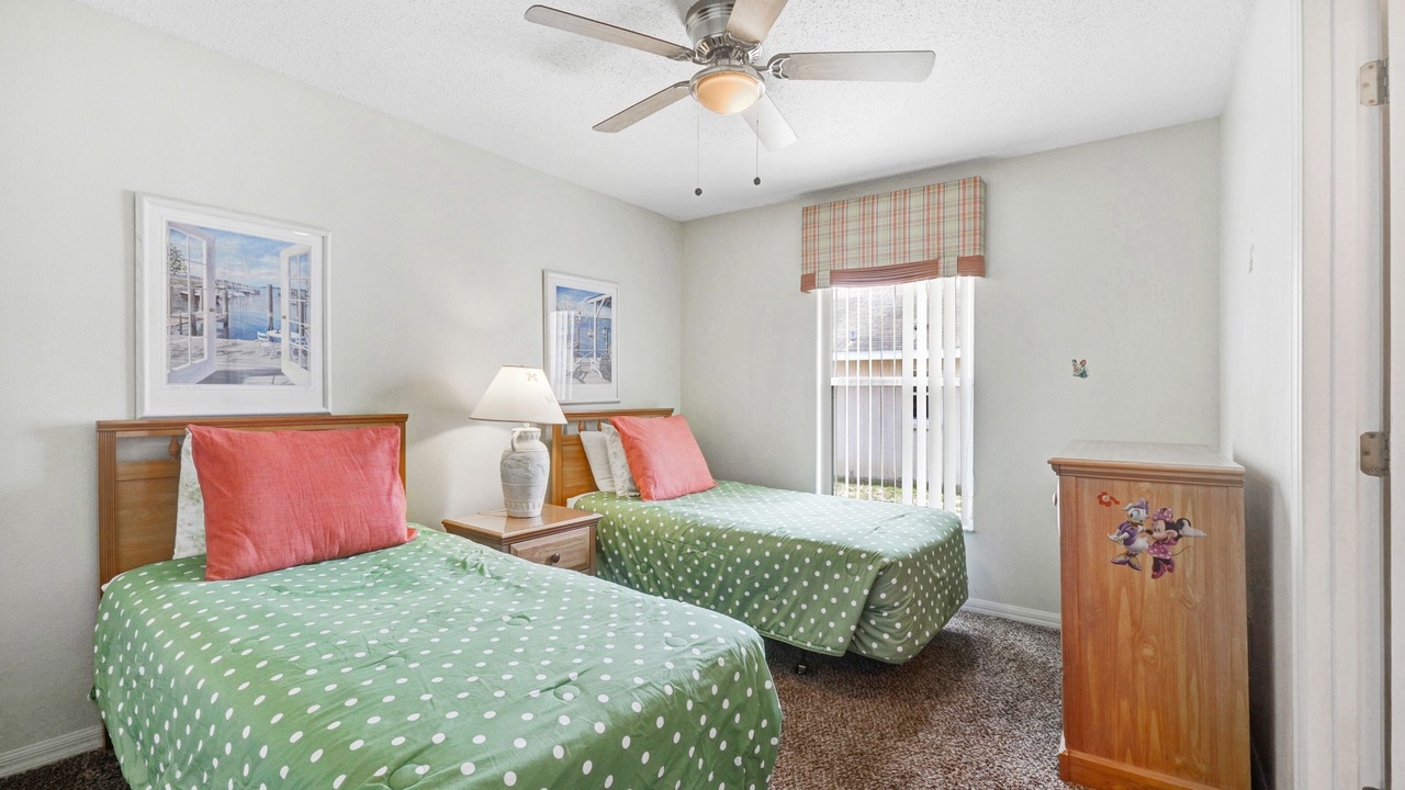 Photo of Bedroom in Florida Pines