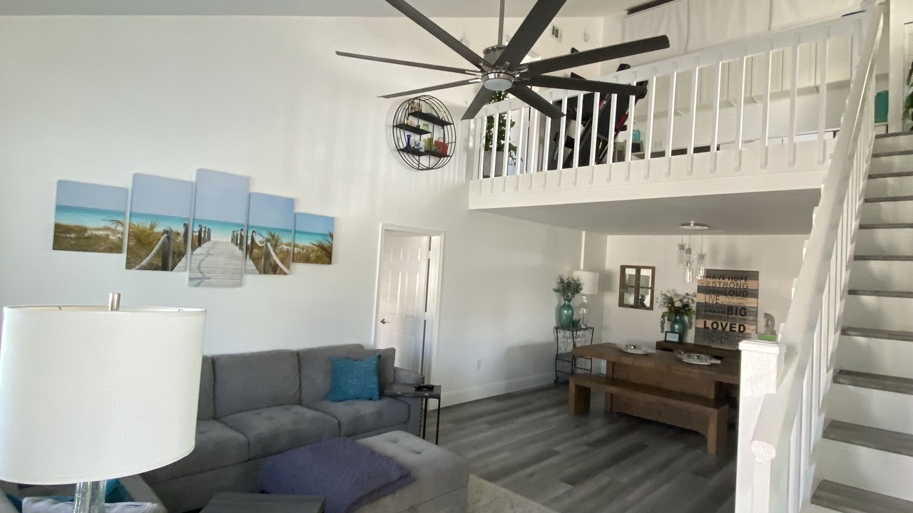 Photo of Livingroom in Bella Vista