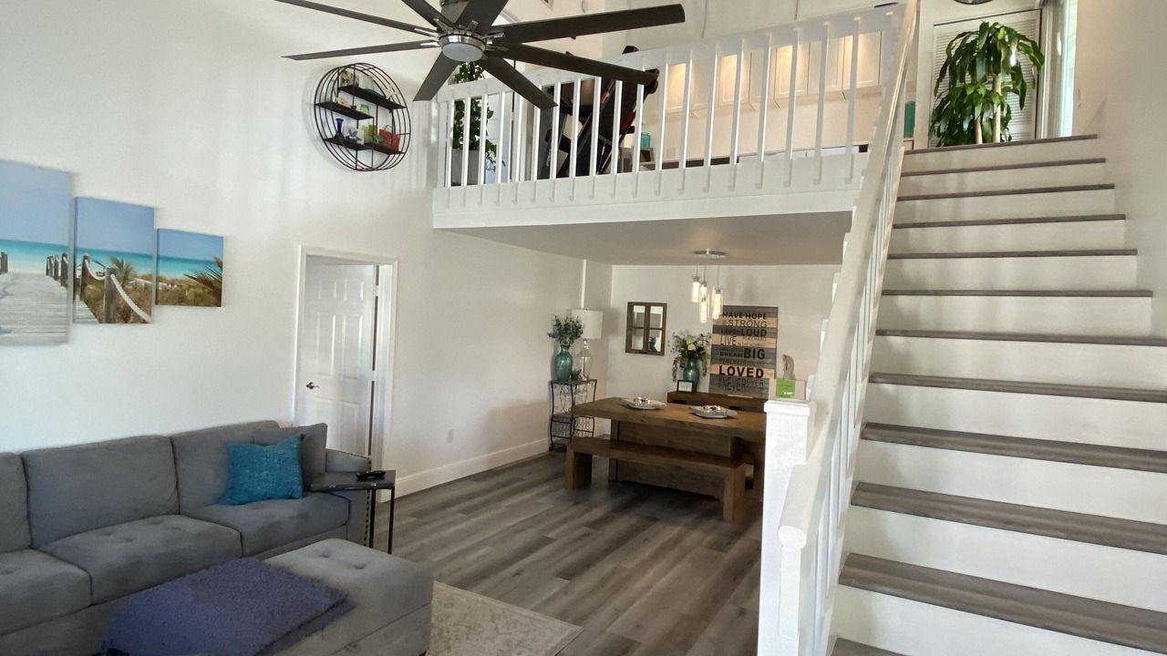 Photo of Livingroom in Bella Vista