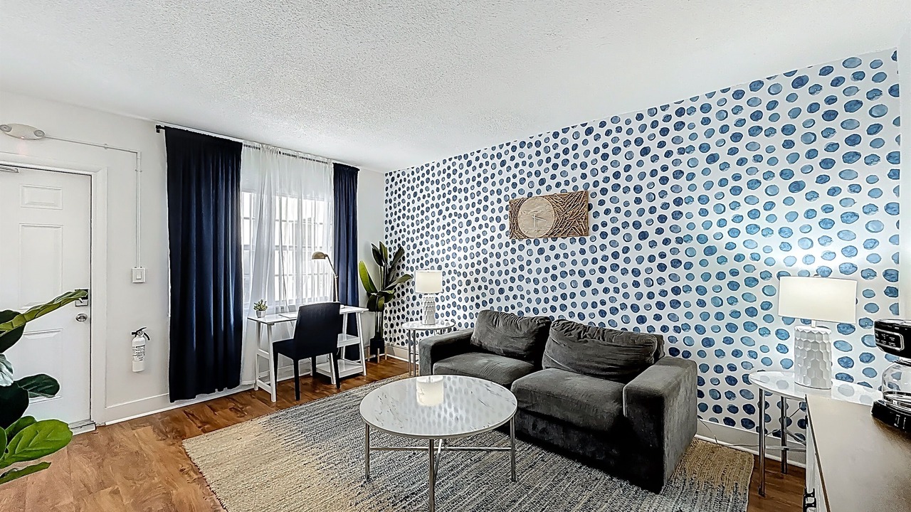 Photo of Livingroom in Survey Creek
