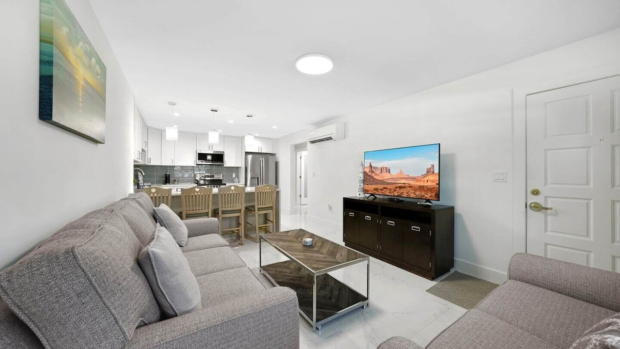 Photo of Bedroom in Melaleuca Gardens