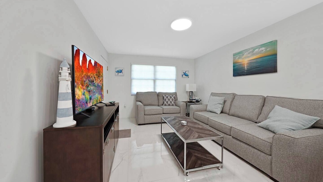 Photo of Livingroom in Melaleuca Gardens