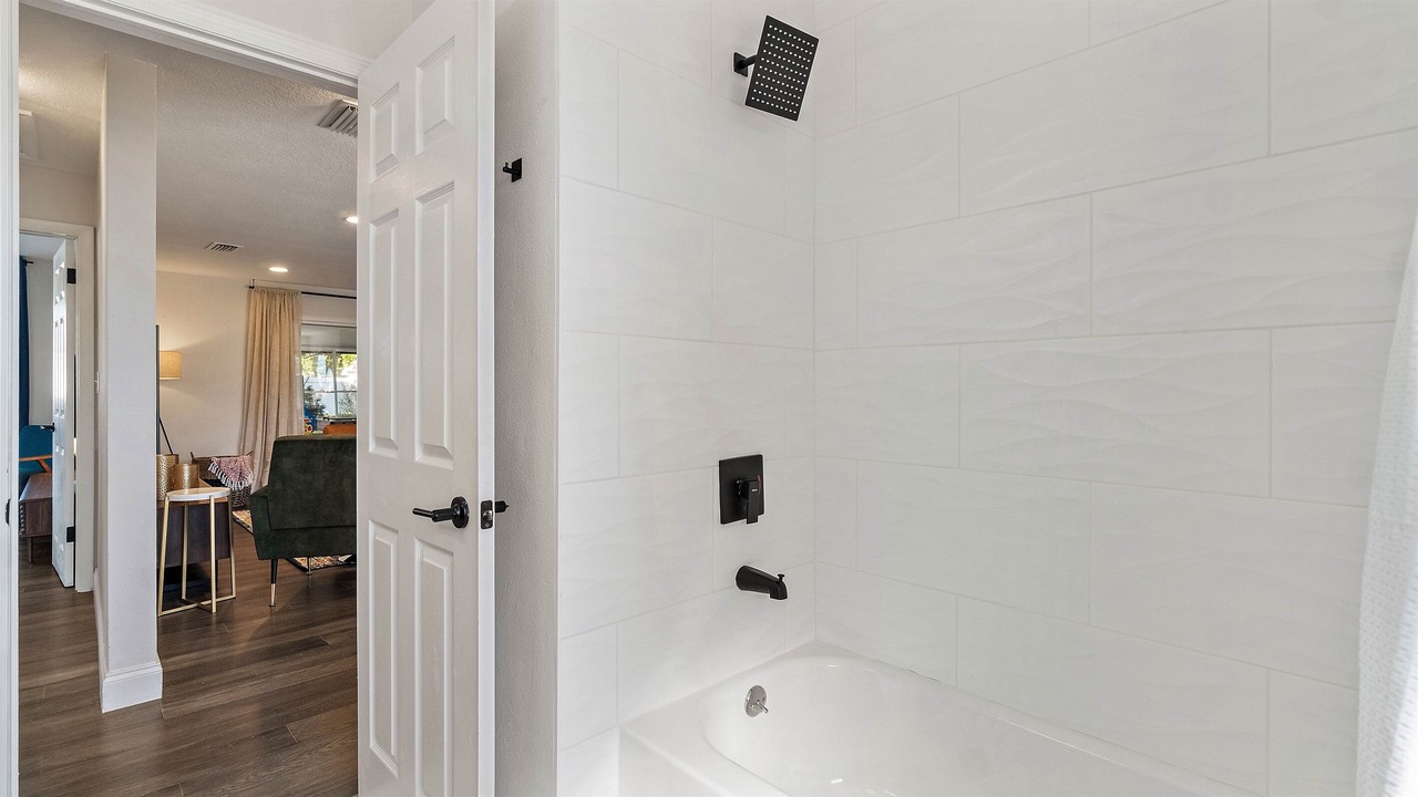 Photo of Bathroom in Lakewood Estates