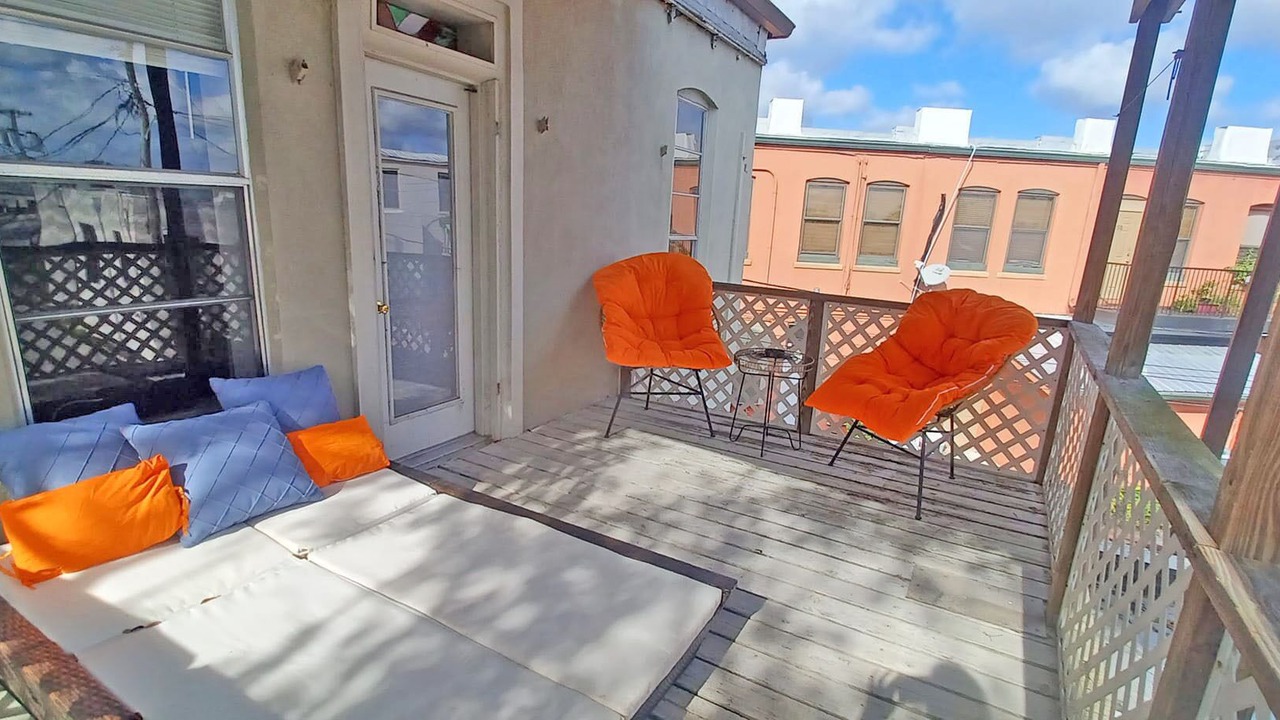 Photo of Patio Balcony in Sebring