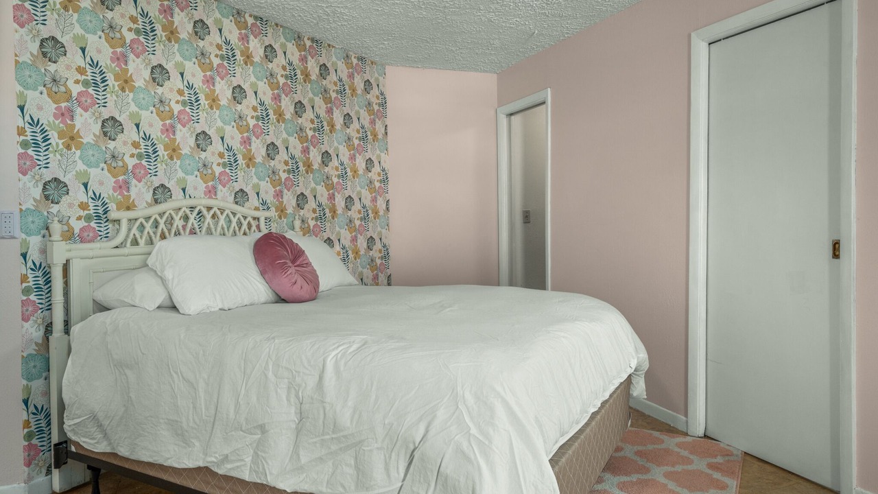Photo of Bedroom in Sebring