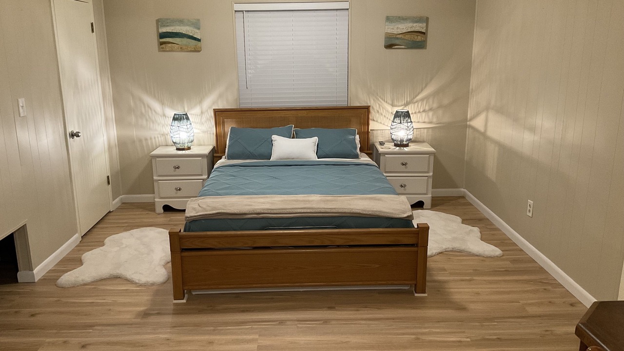 Photo of Bedroom in Taylor Creek