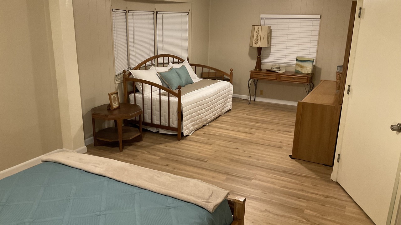 Photo of Bedroom in Taylor Creek