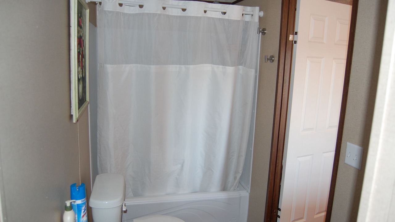 Photo of Bathroom in Edgar