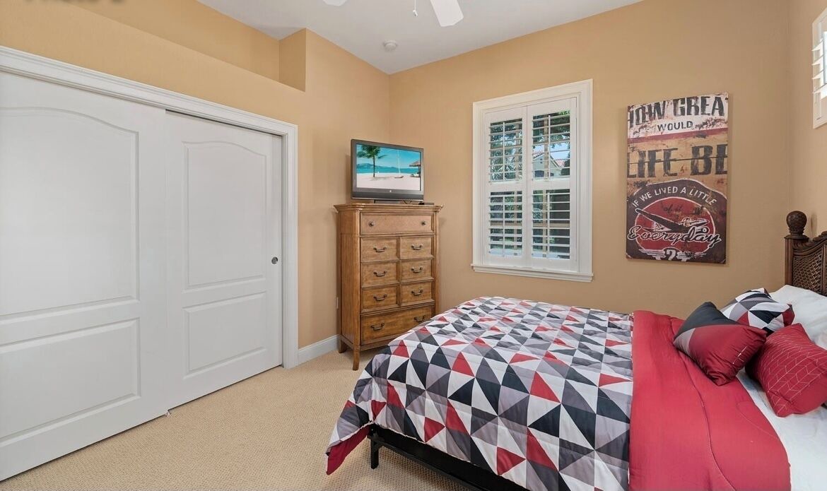 Photo of Bedroom in Estero