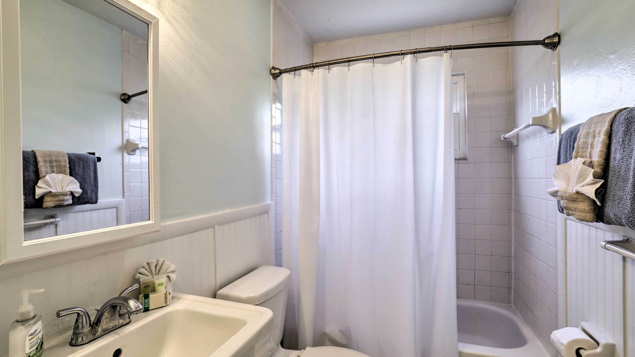 Photo of Bathroom in Coquina Key