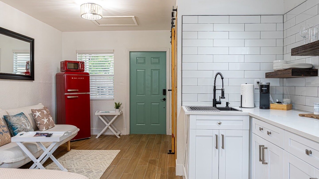 Photo of Kitchen in South Palm Park Neighborhood Association
