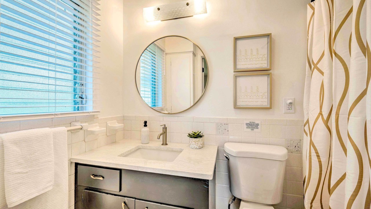 Photo of Bathroom in Tavares