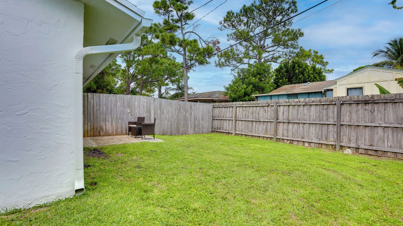 Photo of Outdoor in North Palm Beach Heights