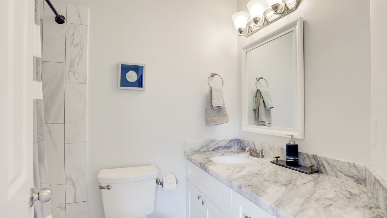 Photo of Bathroom in North Palm Beach Heights