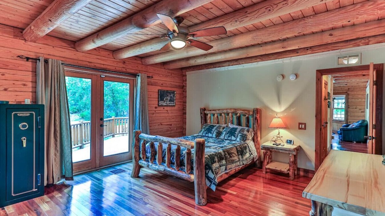 Photo of Bedroom in Homosassa