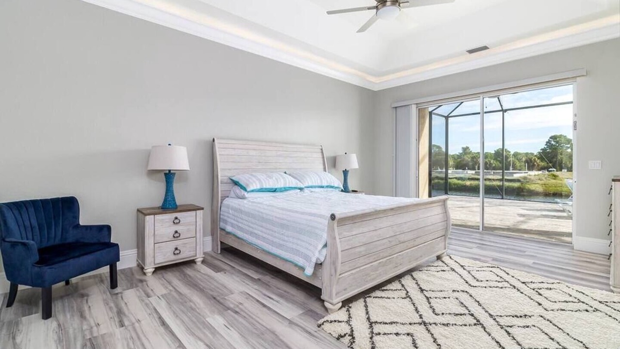 Photo of Bedroom in Pine Valley
