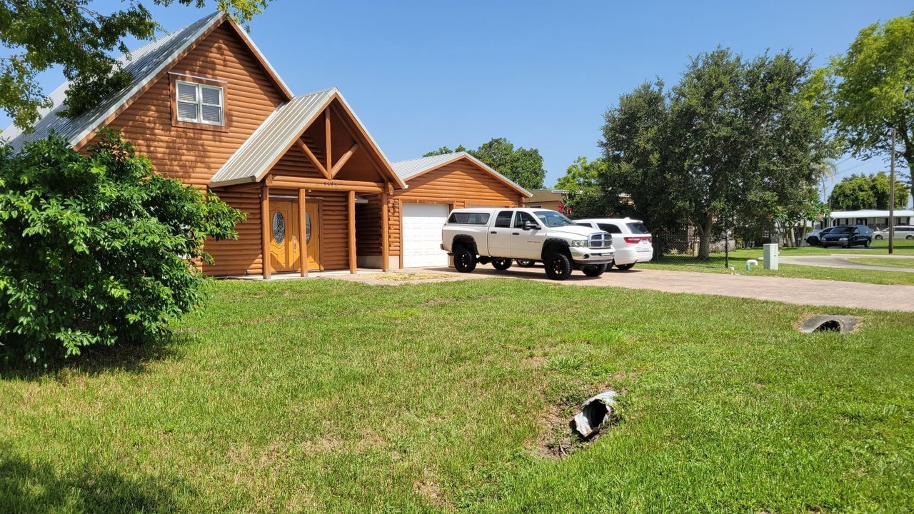 Photo of Outdoor in Taylor Creek