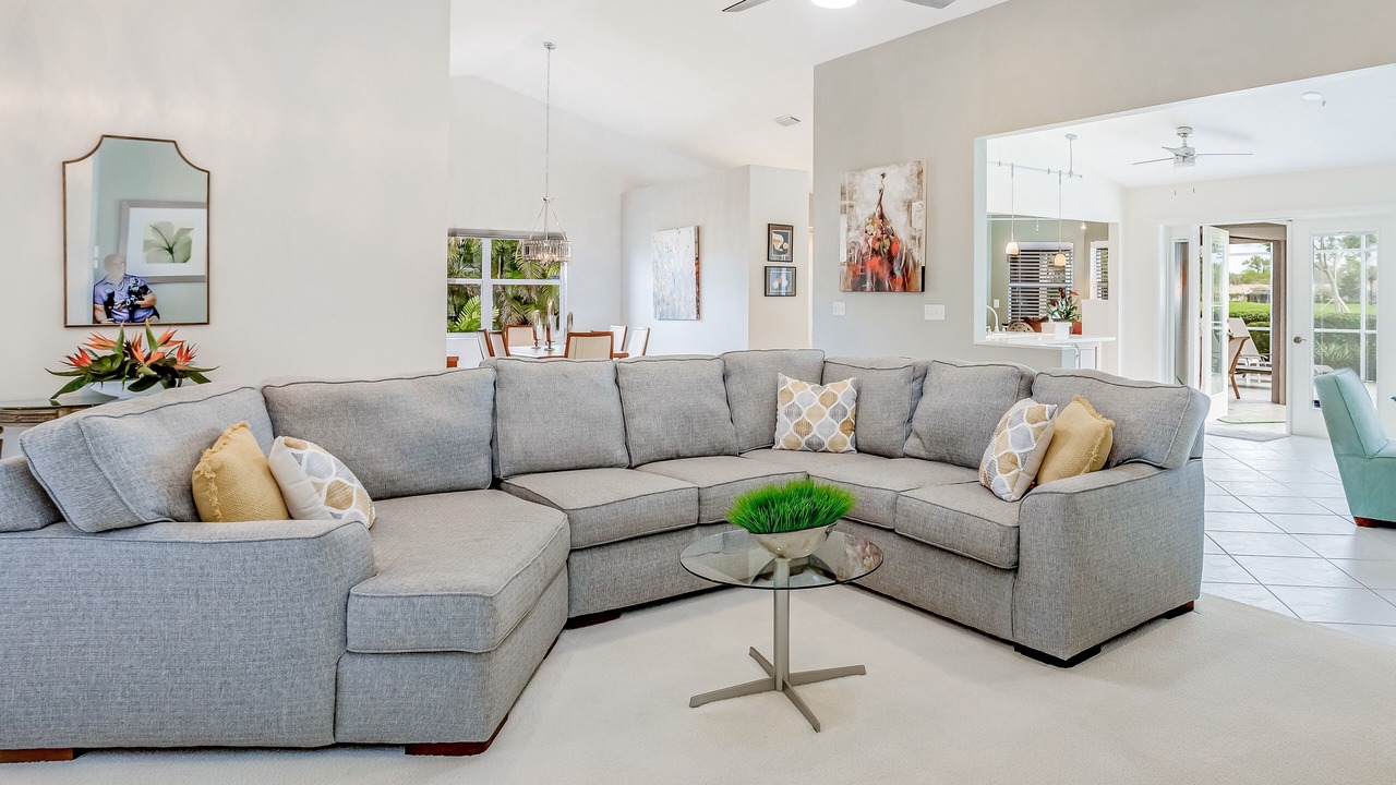 Photo of Livingroom in Lely Golf Estates