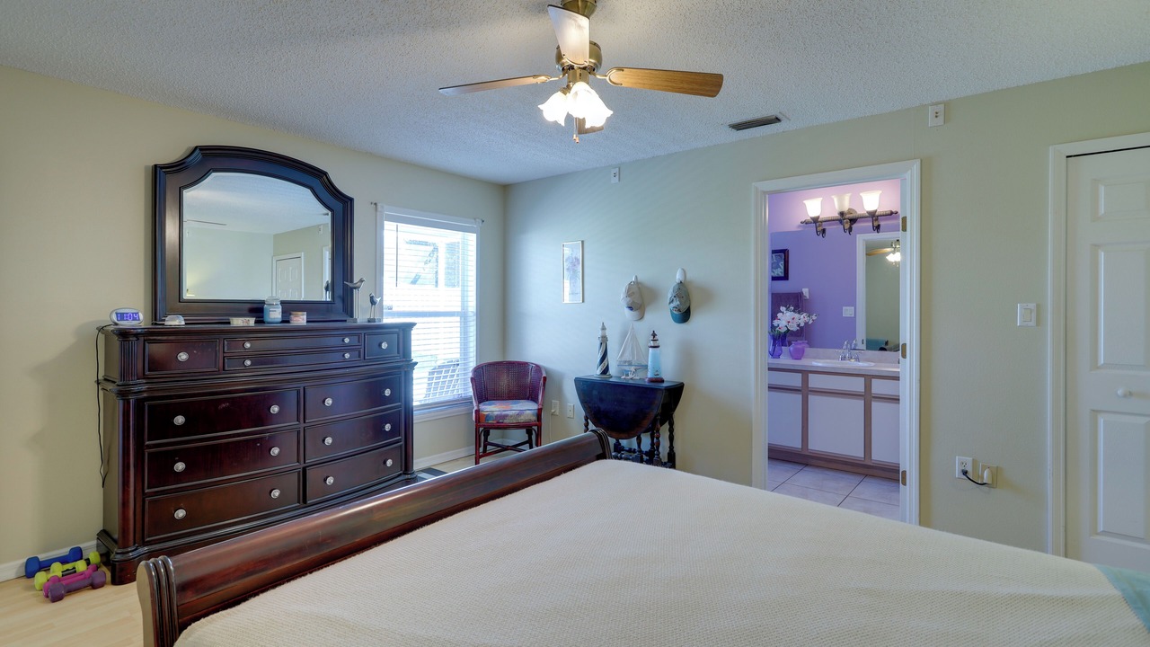 Photo of Bedroom in Titusville