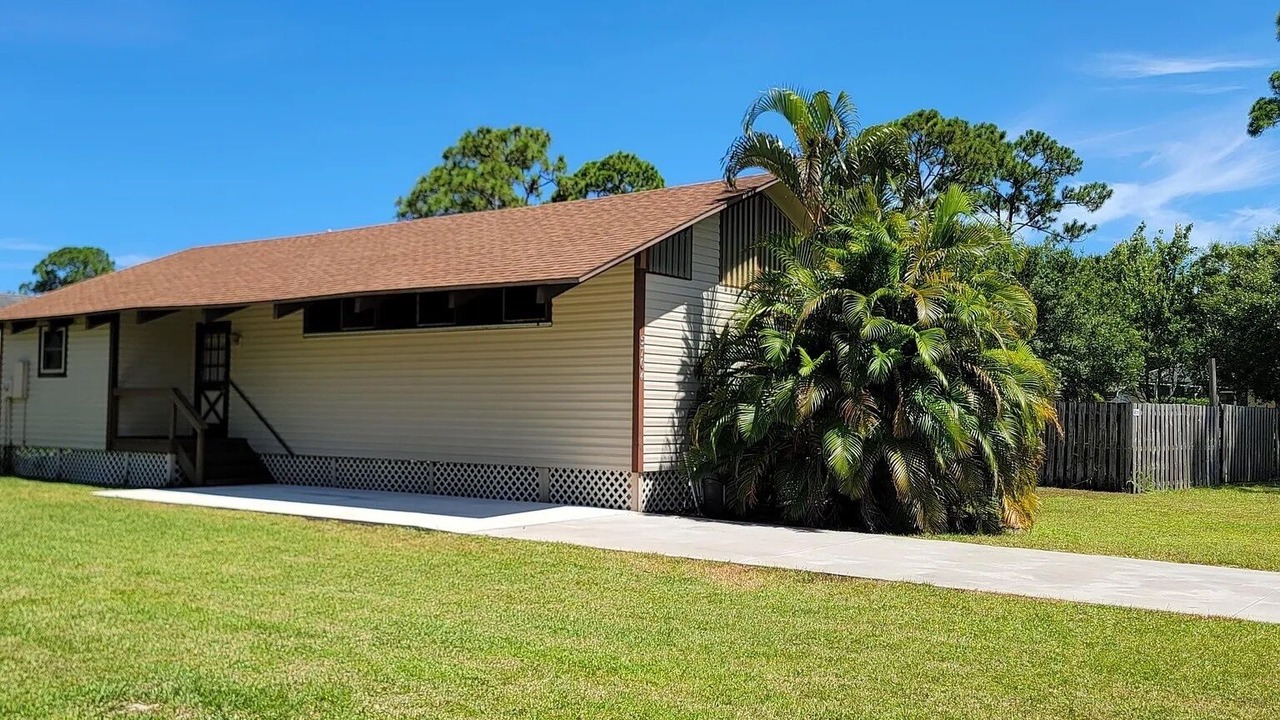 Photo of Outdoor in Indian River Estates