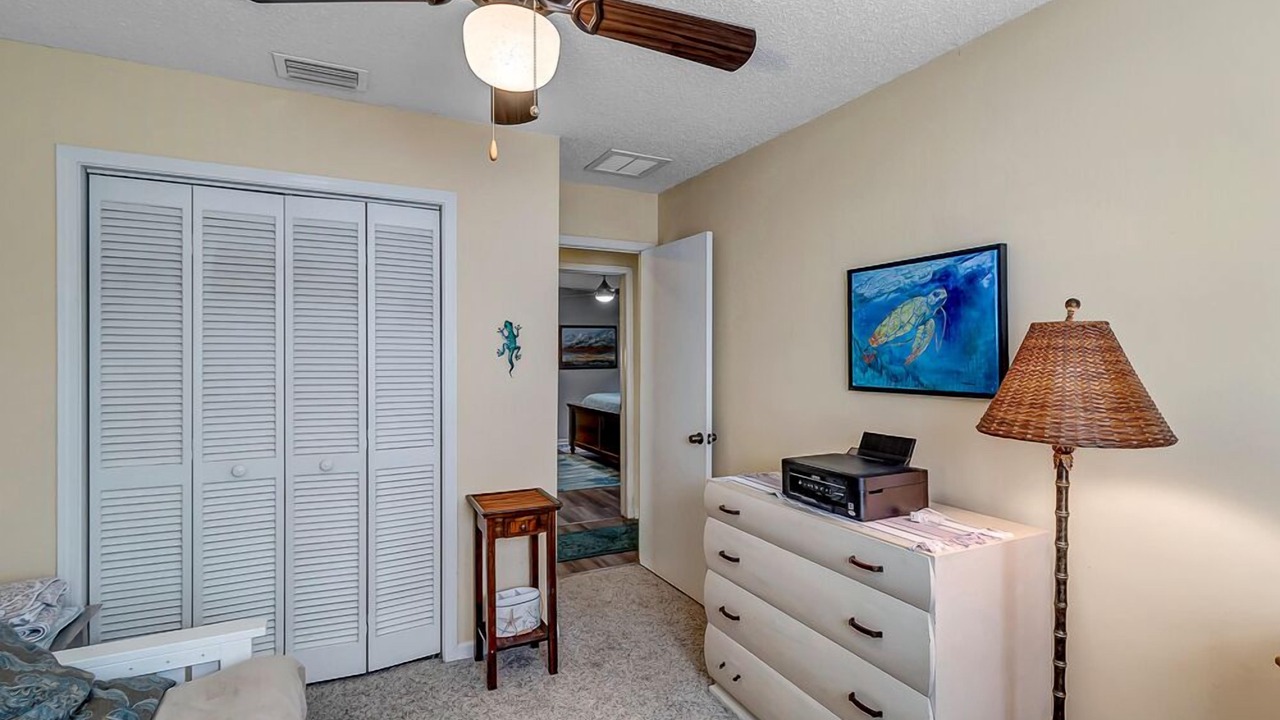 Photo of Livingroom in Atlantic Beach