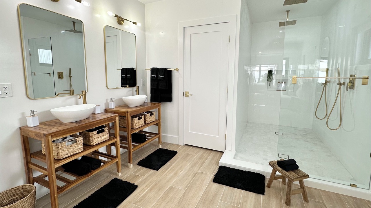 Photo of Bathroom in West Little Havana