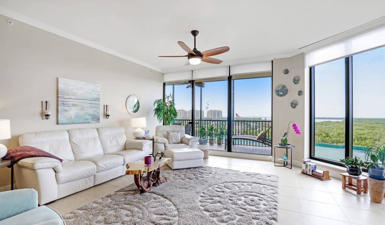 Photo of Livingroom in Cape Harbour