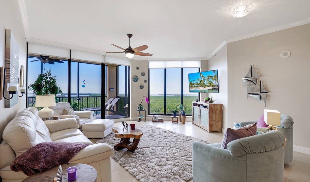 Photo of Livingroom in Cape Harbour
