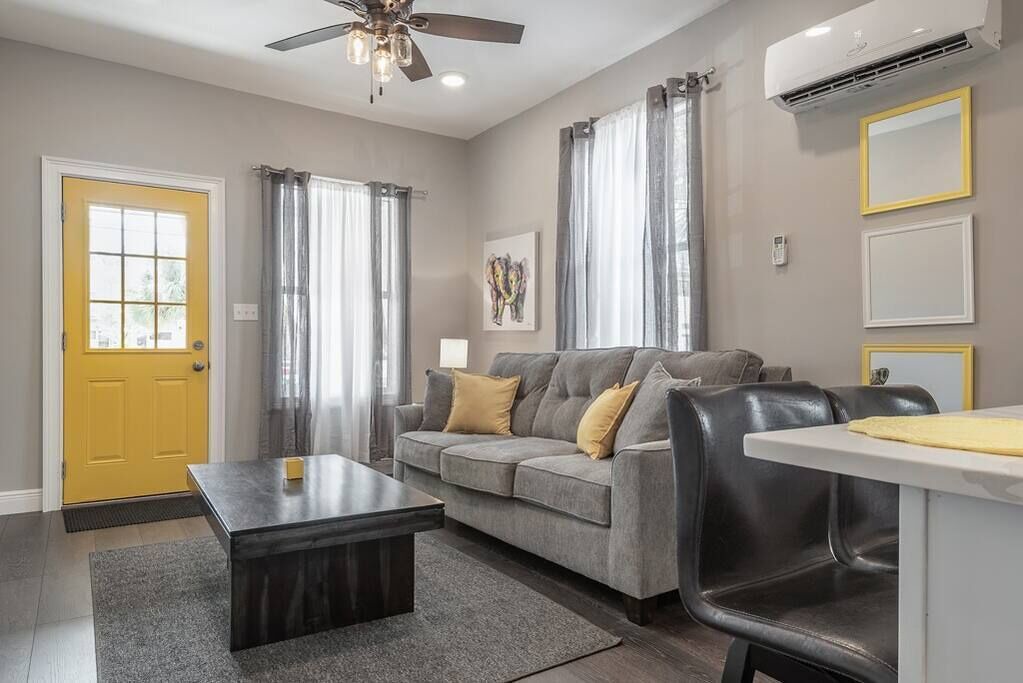 Photo of Livingroom in Historic Ybor