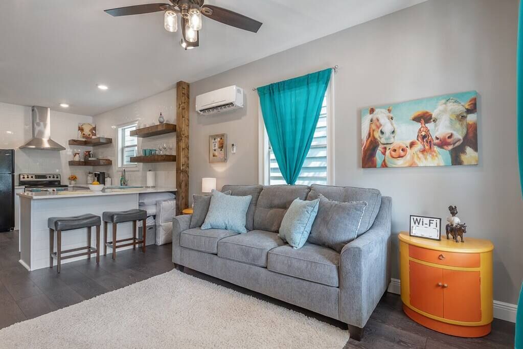 Photo of Livingroom in Historic Ybor