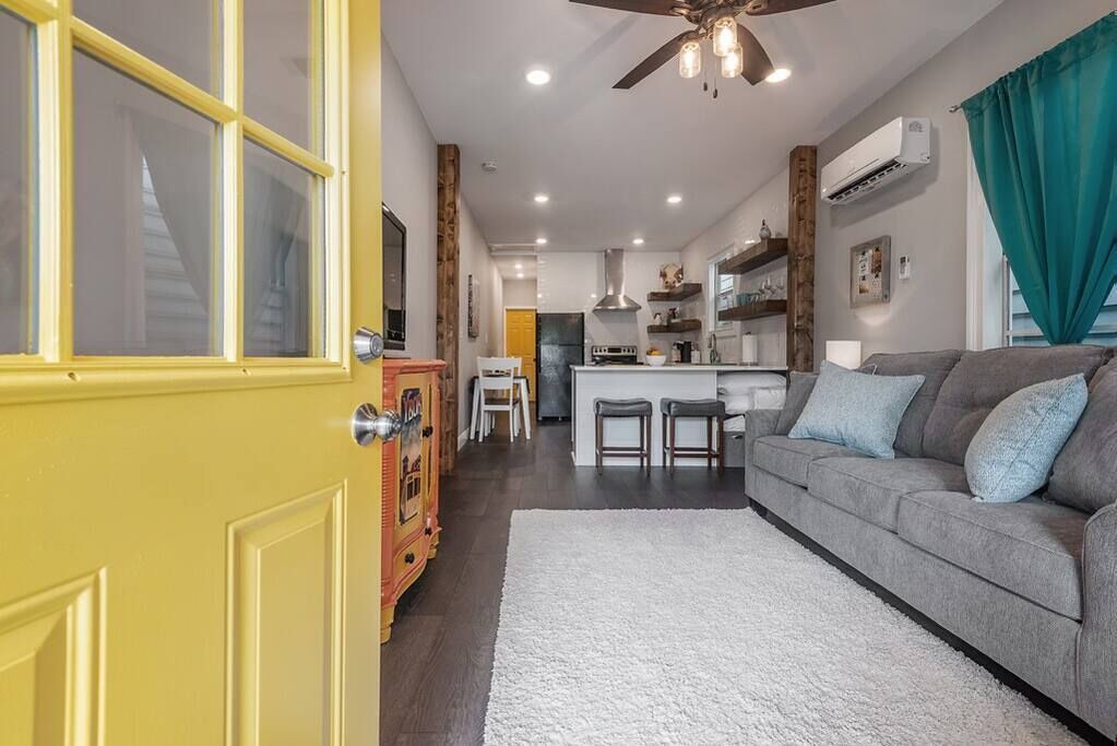 Photo of Livingroom in Historic Ybor