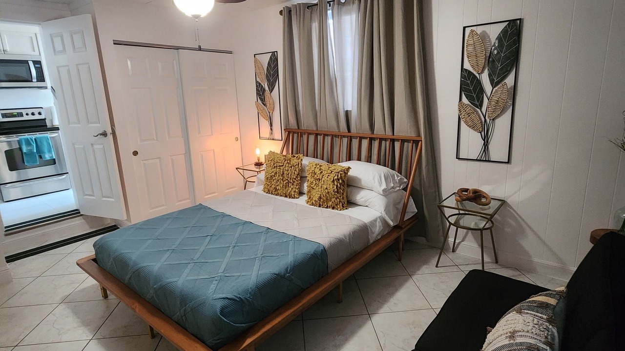 Photo of Bedroom in Bay Crest Park