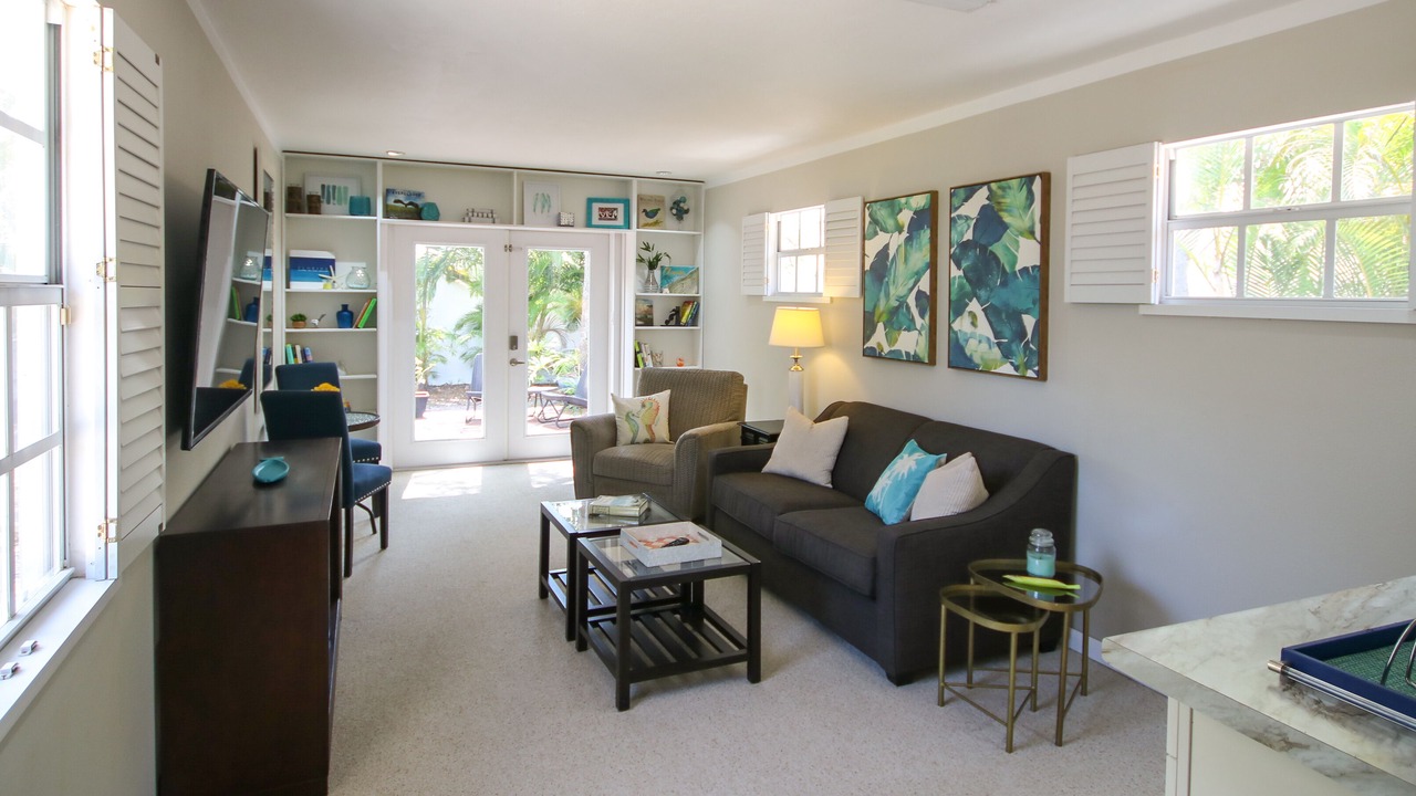 Photo of Livingroom in River Pointe