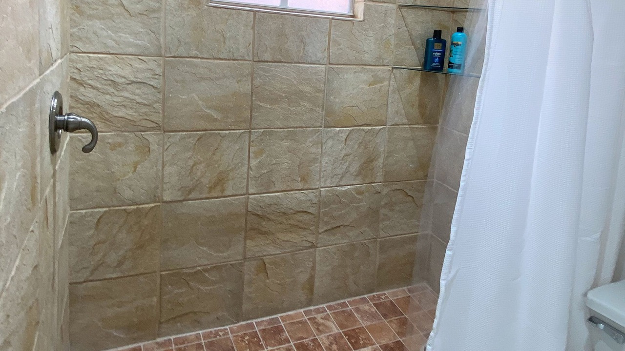 Photo of Bathroom in River Pointe