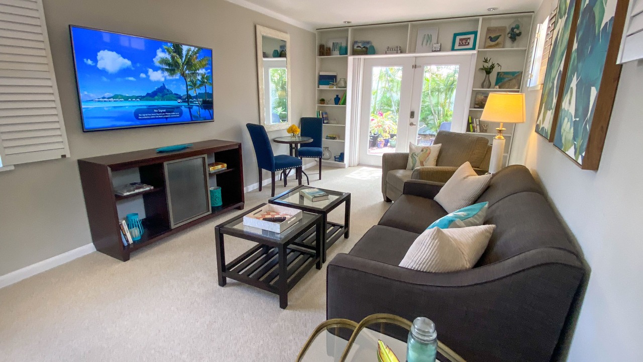 Photo of Livingroom in River Pointe
