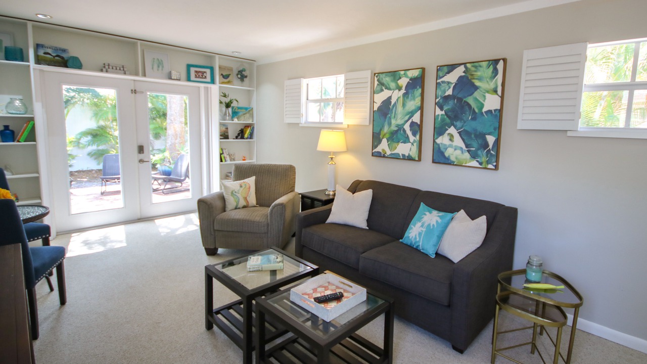 Photo of Livingroom in River Pointe