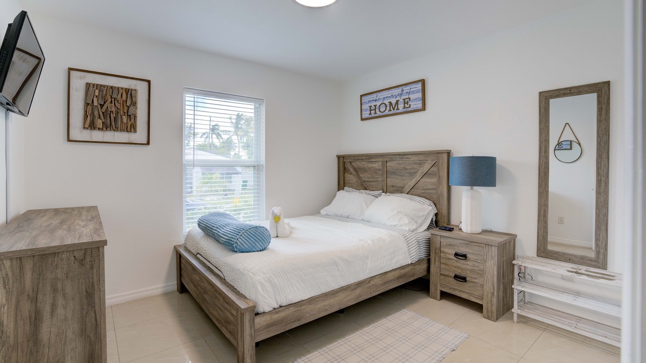 Photo of Bedroom in Riviera Beach