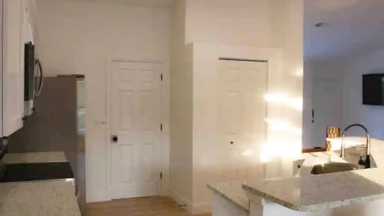 Photo of Kitchen in Eisenhower