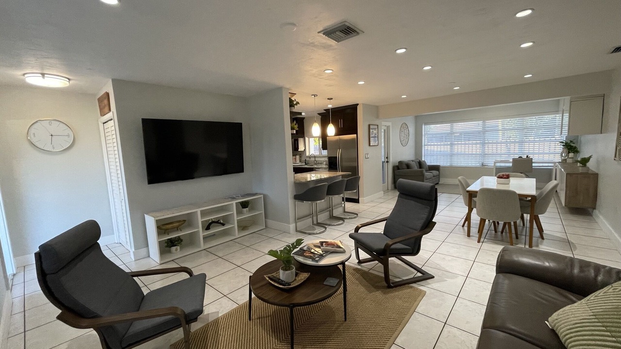 Photo of Livingroom in Pembroke Pines
