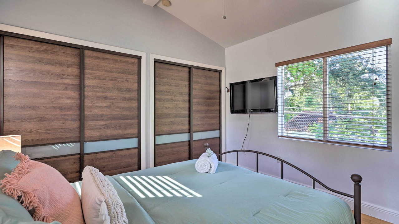 Photo of Bedroom in Miami Springs