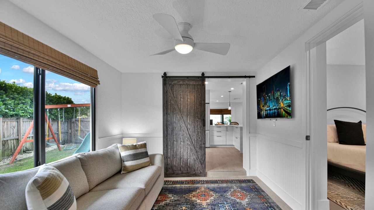 Photo of Bedroom in Lake Ida Shores
