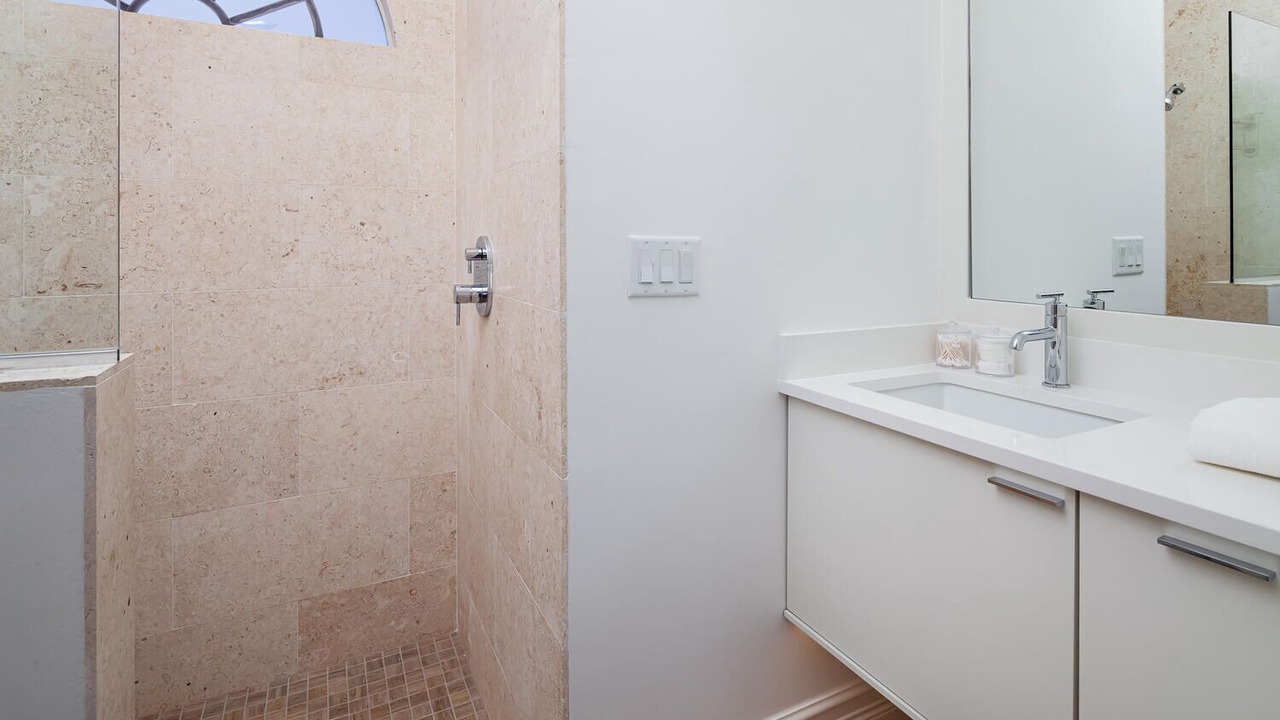 Photo of Bathroom in Central Naples