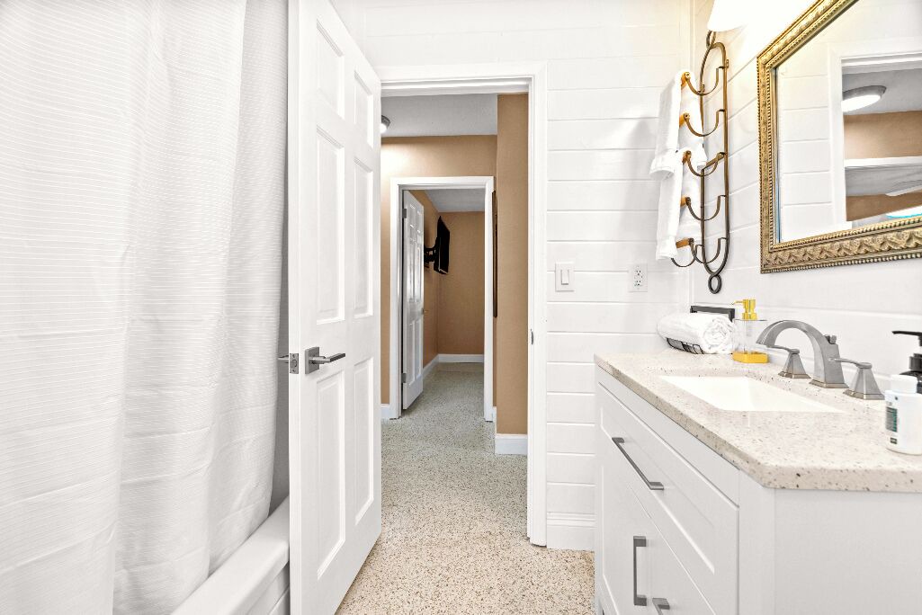Photo of Bathroom in Harbor Bluffs