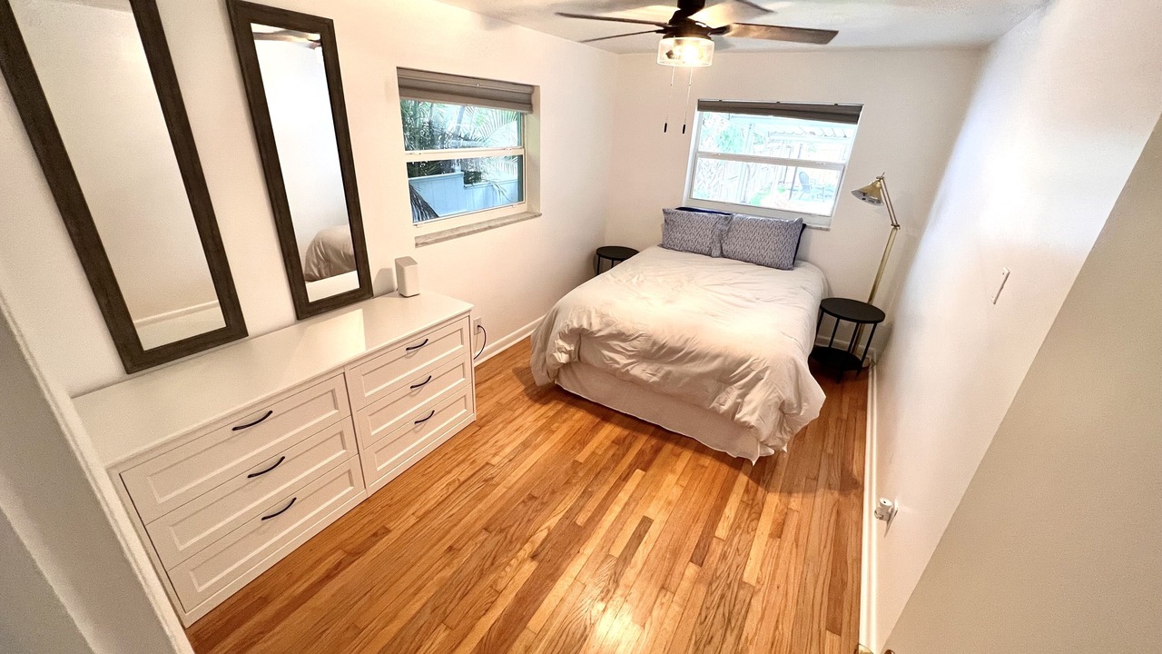 Photo of Bedroom in Mango Groves