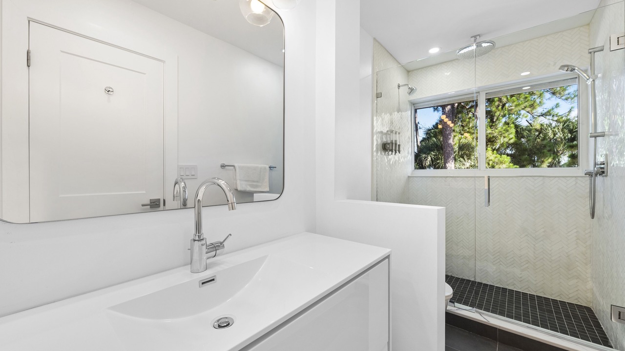 Photo of Bathroom in Hunt Club