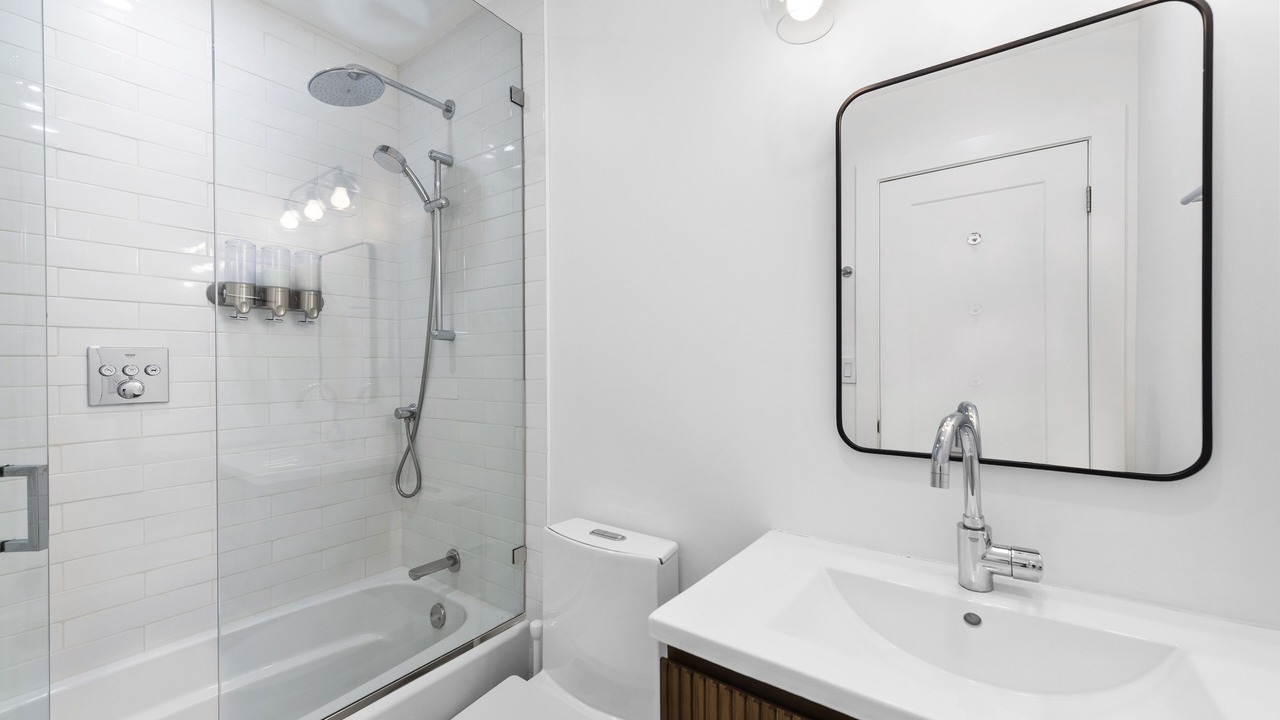 Photo of Bathroom in Hunt Club