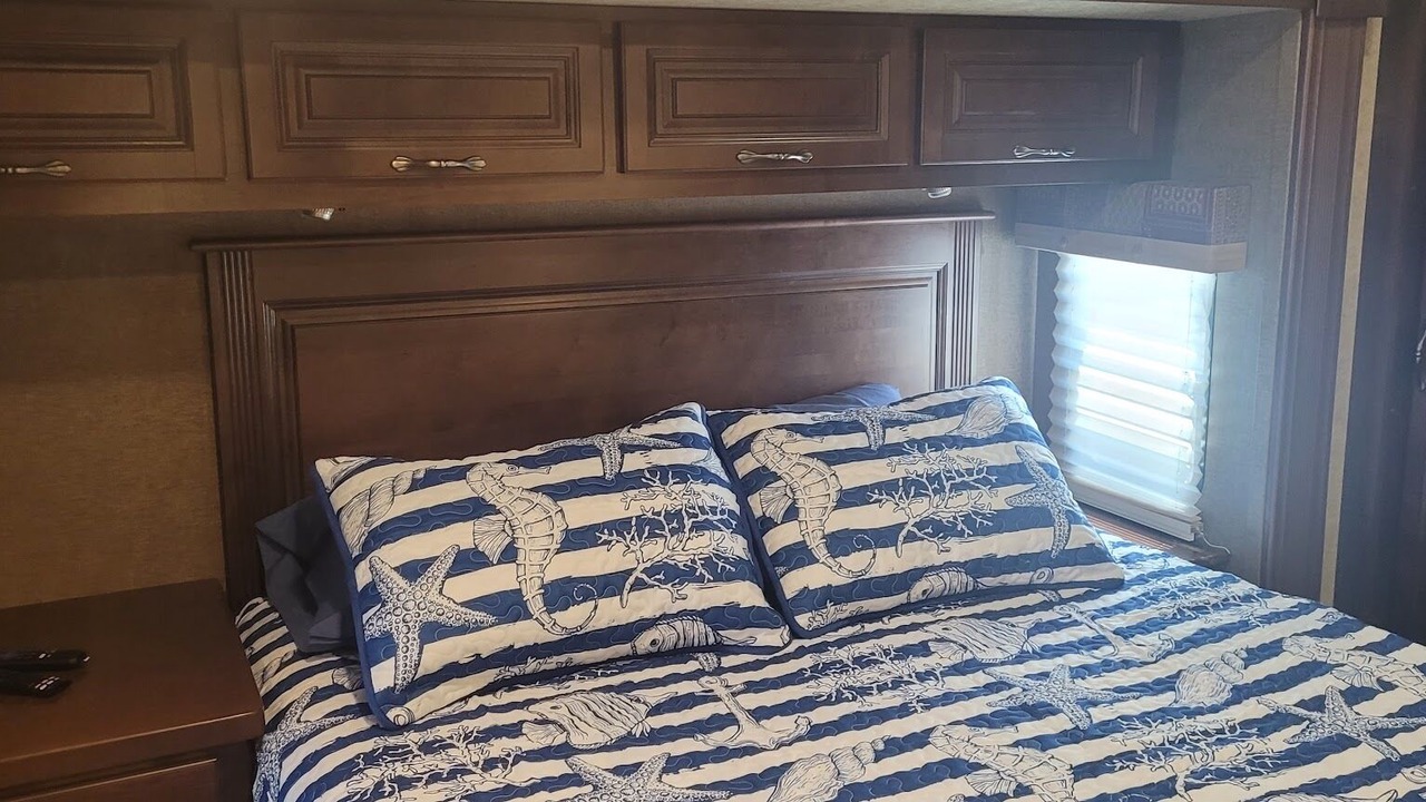 Photo of Bedroom in Oak Hill